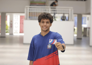 Nesta quarta (15), Estado paga parcela do Bolsa Presença para mais de 368 mil estudantes baianos