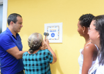 Morar Melhor: Prefeitura de Salvador entrega mais 100 casas reformadas em São Cristóvão e ultrapassa 1,1 mil imóveis beneficiados no bairro