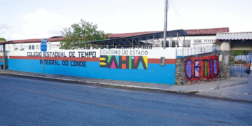 Governo do Estado inaugura primeira etapa de modernização do Colégio Estadual do Conde