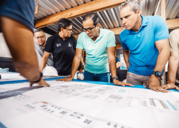 Prefeito Bruno Reis vistoria obras do CCO no Subúrbio, que já superam 60% de execução