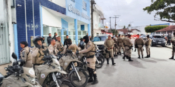 PC, PM e FICCO Bahia combatem integrantes de facções na cidade de Jequié