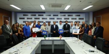Estado garante ambulância, equipamentos e novos investimentos para Santa Teresinha