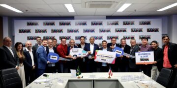 Governador Jerônimo Rodrigues recebe prefeito de Mirante e anuncia novos investimentos para o município