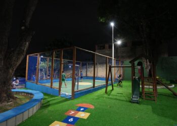 Prefeitura entrega praça requalificada no Cabula com quadra, parque infantil e área de lazer para moradores