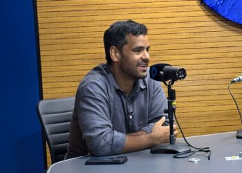 “É uma política retrógrada que o povo baiano se libertou”, diz Tássio Brito sobre o carlismo