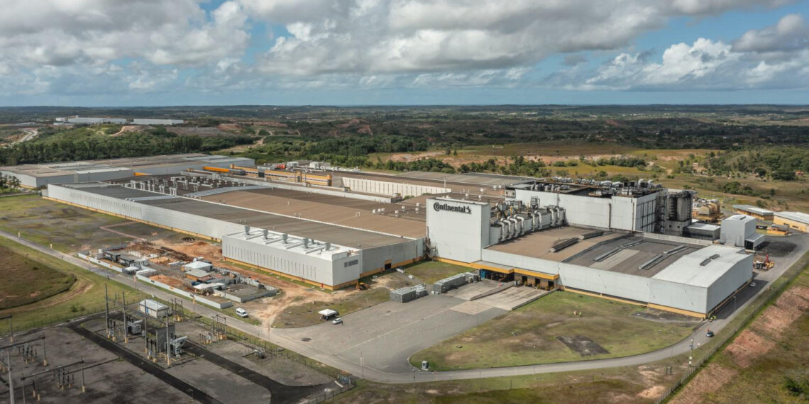 Continental celebra 20 anos de produção de pneus em Camaçari