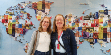 Professores da rede estadual celebram a Literatura na reta final da Bienal do Livro da Bahia 2026