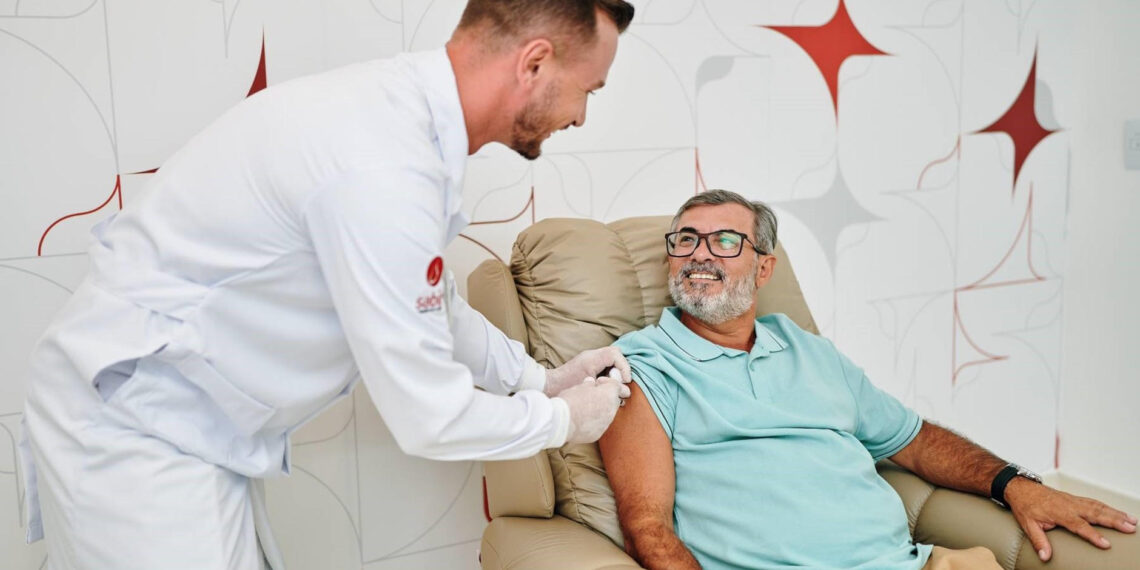 Vacinação é aliada da saúde e da vitalidade na terceira idade