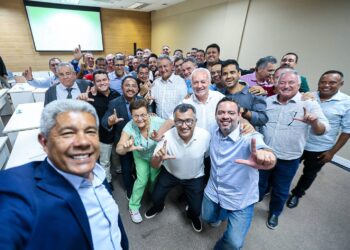 14 prefeitos do Norte da Bahia reafirmam apoio a Jerônimo Rodrigues