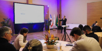 SDE apresenta potencial econômico da Bahia à delegação da União Europeia em agenda no Cimatec