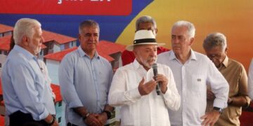 Parceria Bahia-Brasil realiza sonho da moradia digna para quase 400 famílias em Camaçari