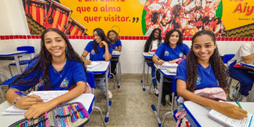 Estudantes da rede estadual já podem se inscrever no Enem 2026