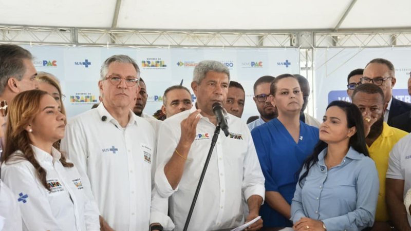 Jerônimo elogia Débora Régis por manter projeto de maternidade: “Não foi mesquinha”