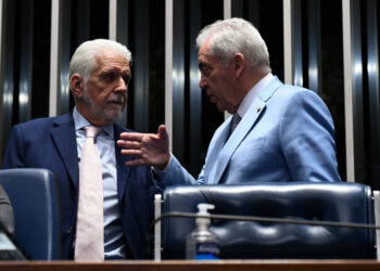 Otto Alencar esteve entre os cotados para substituir Jaques Wagner no Senado