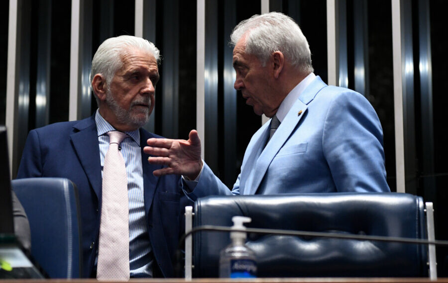 Otto Alencar esteve entre os cotados para substituir Jaques Wagner no Senado