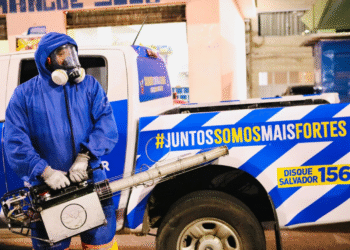 Prefeitura intensifica ações contra a dengue com fumacê em bairros do Subúrbio