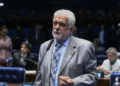 Jaques Wagner confirma saída de liderança do governo no Senado