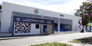 Governo do Estado entrega novo colégio estadual em Vitória da Conquista