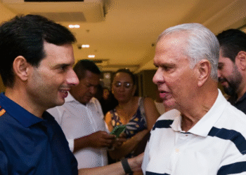 José Carlos Araújo ocupa vaga de Leo Prates na Câmara dos Deputados