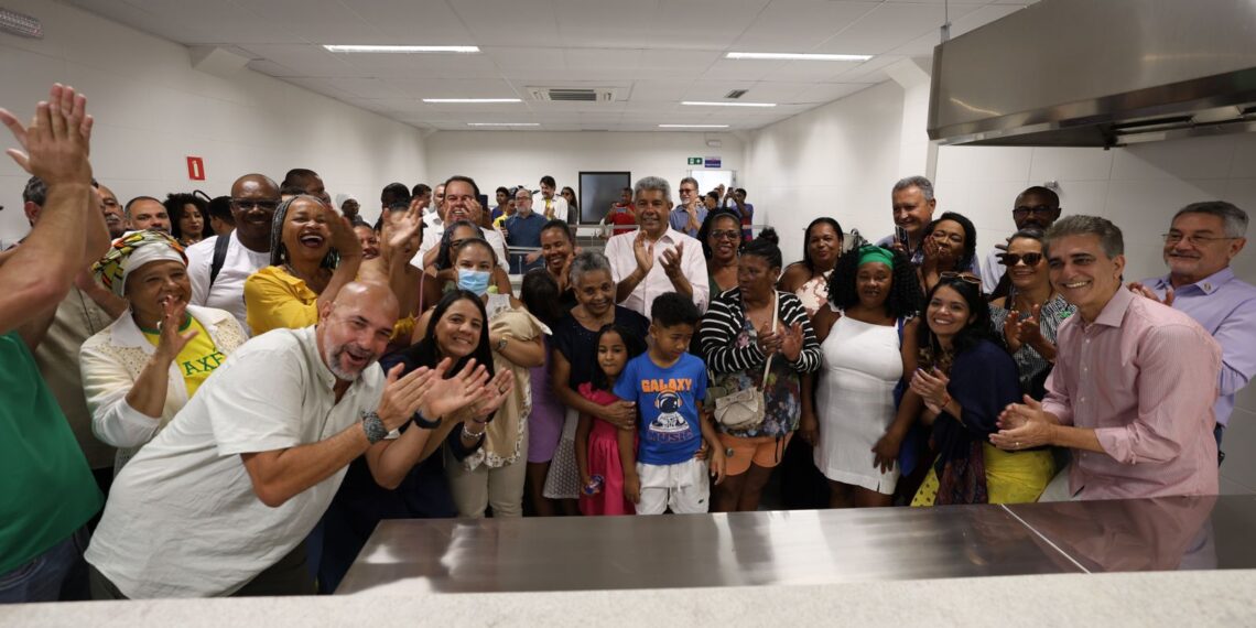 Unidade de beneficiamento ligada ao VLT fortalece mariscagem no Subúrbio Ferroviário