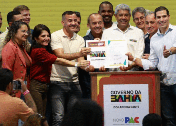 Governo amplia investimentos e destina R$ 1,7 bilhão para fortalecer municípios