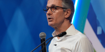 Romeu Zema declara apoio do Novo a ACM Neto na disputa pelo governo da Bahia