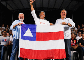 Lideranças do PT convocam convenção com presença de Lula na Bahia
