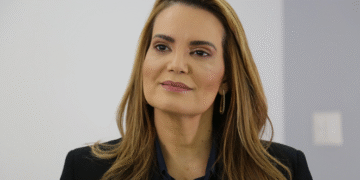 Pesquisa aponta 49,02% de avaliação positiva para prefeita de Vitória da Conquista