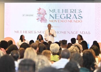 Evento Mulheres Negras Movem o Mundo homenageia servidoras de destaque da Prefeitura de Salvador