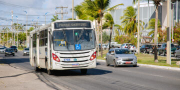 Prefeitura de Lauro de Freitas garante desembarque de mulheres fora dos pontos de ônibus entre 21h e 5h