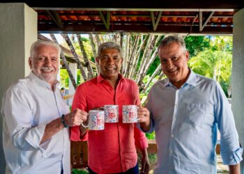 Campanha inova com “Café sem Filtro” e reúne Jerônimo, Rui e Wagner em conversa descontraída sobre política, amizade e Bahia