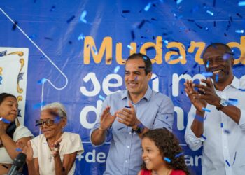 Prefeitura entrega 96 casas reformadas pelo Morar Melhor em Granjas Rurais Presidente Vargas