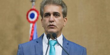 “ACM Neto fez da mentira um método de fazer política”, afirma Robinson Almeida após nova decisão da Justiça