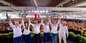 Convenção de Jerônimo reúne mais de 30 mil pessoas e mostra a grande força do time de Lula na Bahia