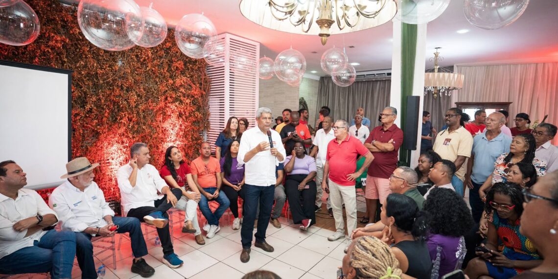 Em encontro na Cidade Baixa, Jerônimo reforça compromisso com proteção às mulheres