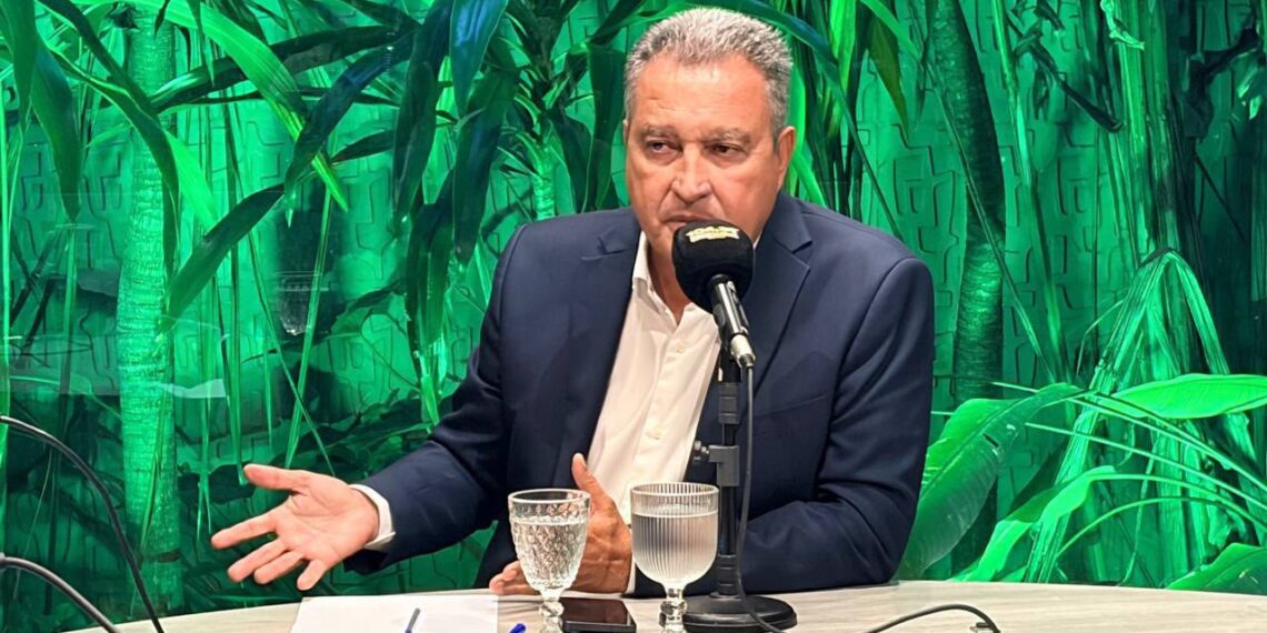 Rui Costa destaca liderança da Bahia em investimentos e pede voto casado no time de Lula