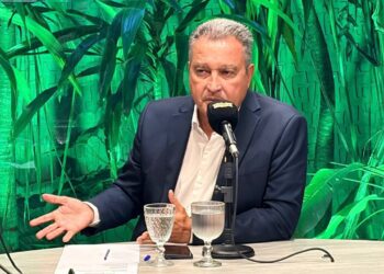 Rui Costa destaca liderança da Bahia em investimentos e pede voto casado no time de Lula