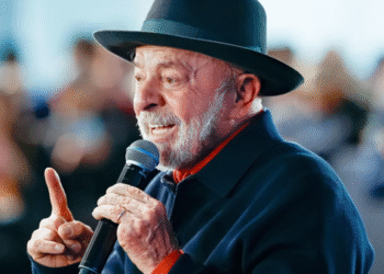 Quaest: Governo Lula é aprovado por 48% e desaprovado por 47%