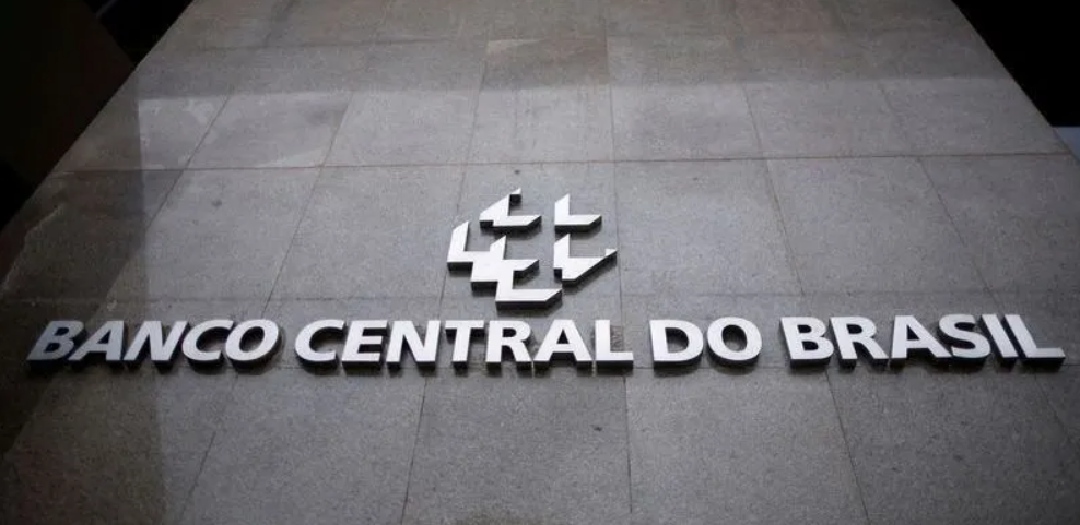 Brasileiros ainda têm mais de R$ 5 bilhões em valores esquecidos para sacar