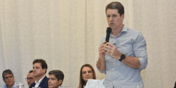 Zé Cocá diz que governo Jerônimo tenta responsabilizar prefeitos aliados por crise na saúde