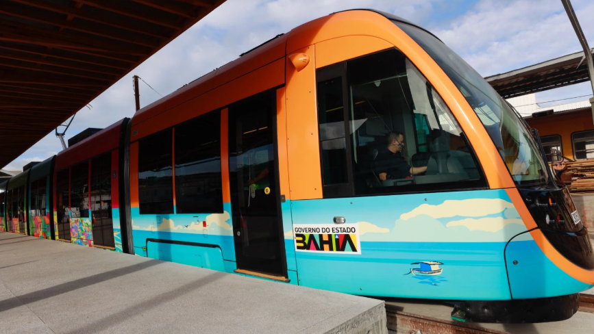 Viagem gratuita do VLT de Salvador será ampliada até Plataforma