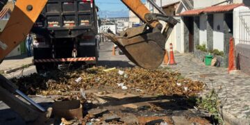 Prefeitura inicia recuperação de galeria pluvial na Rua Plácido de Castro e interdita trecho para execução da obra 