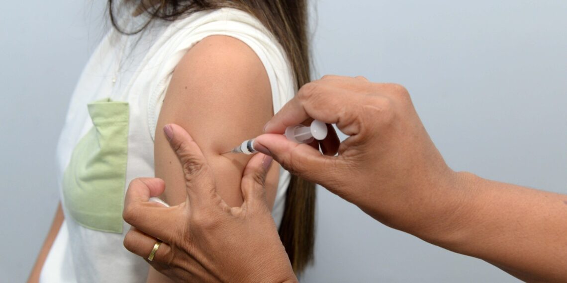 Salvador realiza Dia D de Multivacinação neste sábado (22) com mais de 100 pontos de vacinação