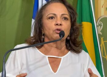 Aladilce volta a defender CEI ao constatar que prefeitura mantém contratos com empresas investigadas por corrupção